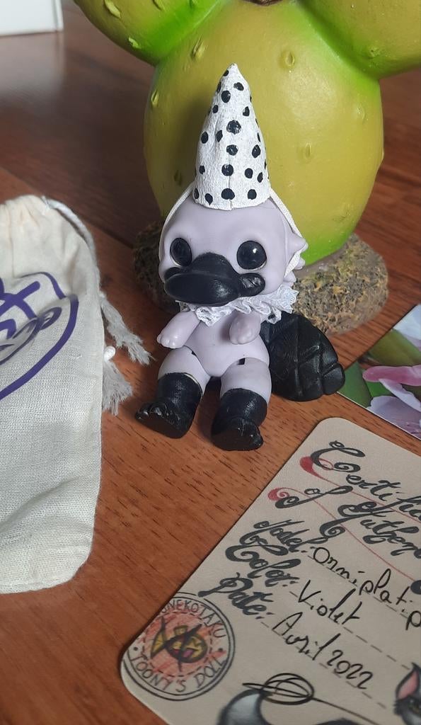 Bjd van MISS NEKOTAKU, schattig eend bek diertje, incl. I.D, Verzamelen, Poppen, Ophalen of Verzenden, Zo goed als nieuw, Pop