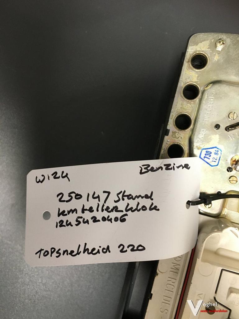 Mercedes W124    1984   Benzine    124 542 0406      Km Tell, Gebruikt, -, -, Ophalen of Verzenden