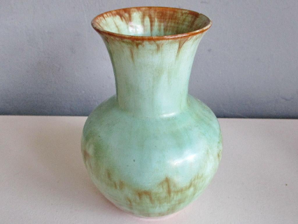 Sphinx Maastricht vaas met mint groene glazuren, Ophalen of Verzenden