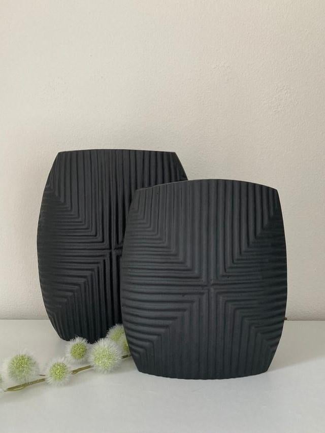 Light & Living vaas Matancita mat zwart metaal M of L Nieuw!, Overige materialen, Zwart, Nieuw, Ophalen of Verzenden