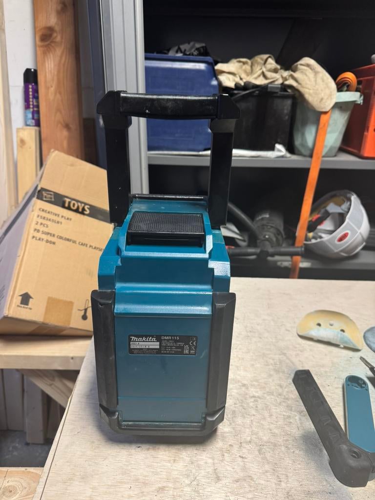 MAKITA DMR115 BOUWRADIO/RADIO TOPSTAAT, Ophalen of Verzenden, Bouwradio