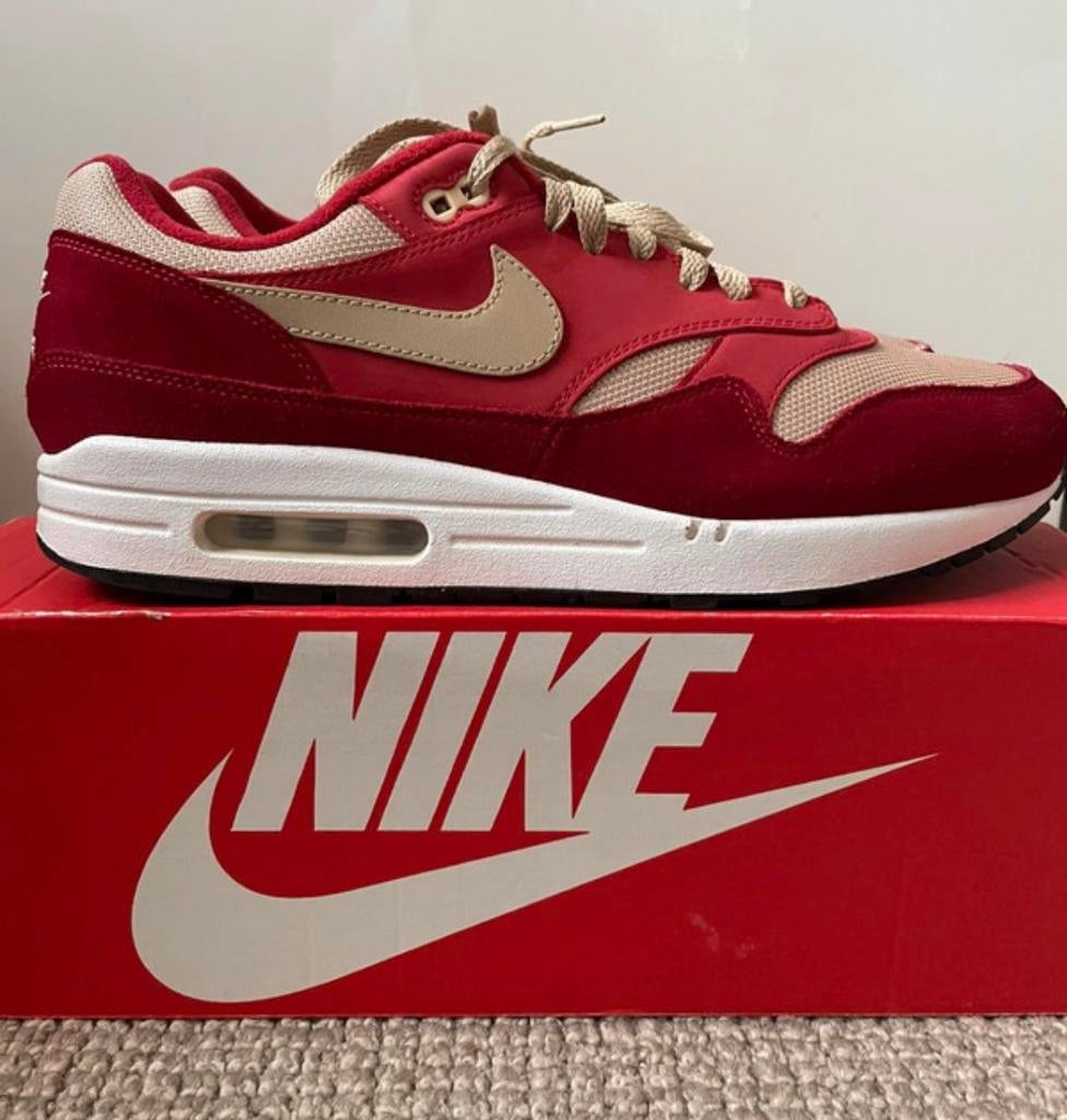 Nike air max 1 “Red Curry” / 45,5, Ophalen of Verzenden, Zo goed als nieuw, Overige kleuren, Sneakers of Gympen