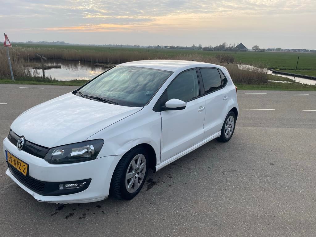 Volkswagen Polo 1.2 TDI 75PK 5D Bluemotion 2012 Wit, Auto's, Volkswagen, Voorwielaandrijving, 74 pk, 1199 cc, 96 €/maand