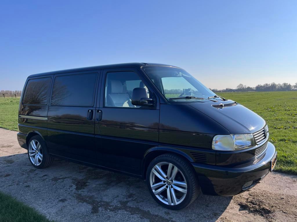 Volkswagen Transporter Bestel 2.5 TDI 0.8 65KW 2001, Voorwielaandrijving, Stof, Volkswagen, Zwart
