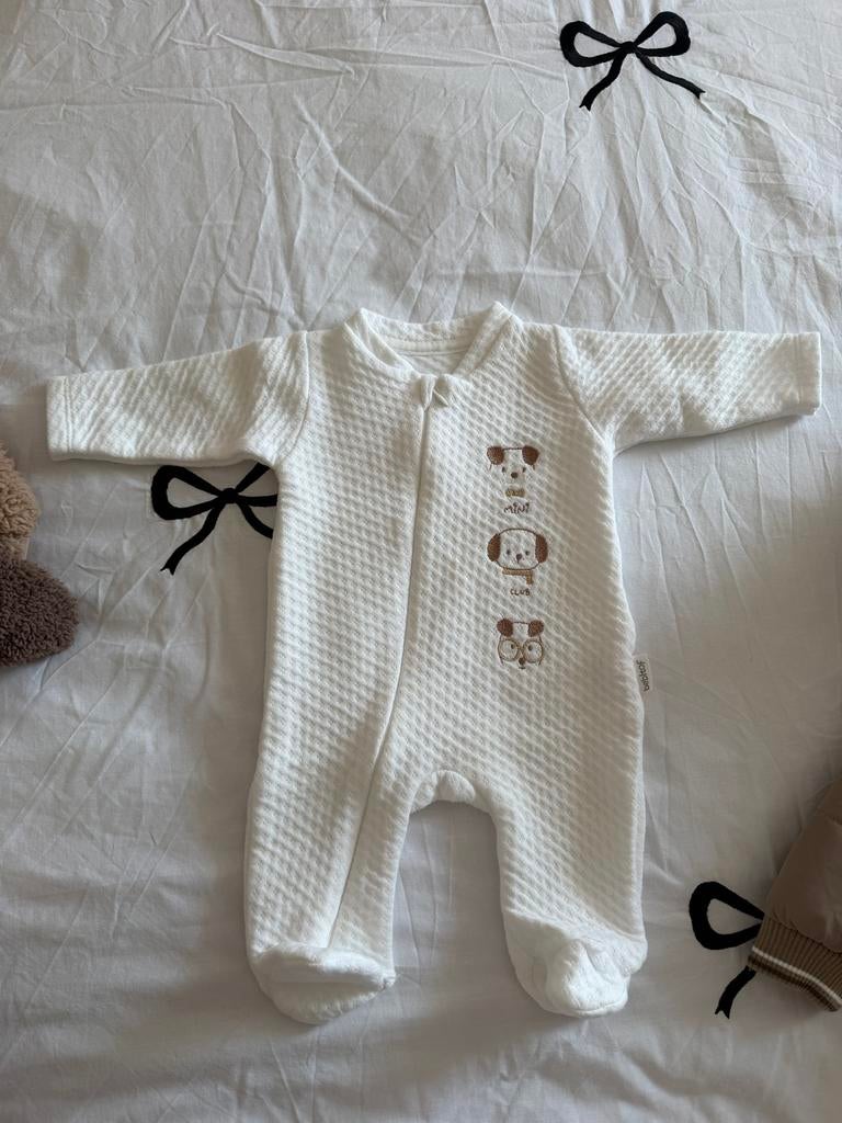 Witte baby romper met dierenprint - Maat 62, Kinderen en Baby's, Babykleding | Maat 62, Zo goed als nieuw, Jongetje of Meisje