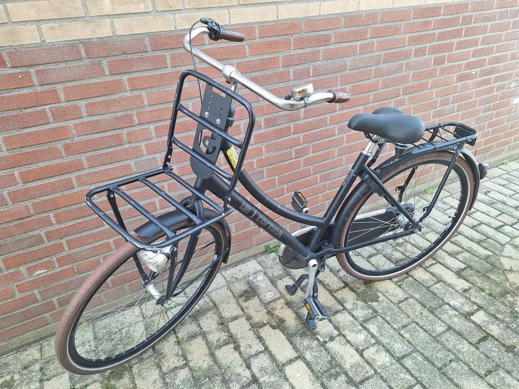 Meisjesfiets met voordrager - 26 inch, Fietsen en Brommers, Fietsen | Meisjes, Gebruikt, Handrem, Cortina, Ophalen