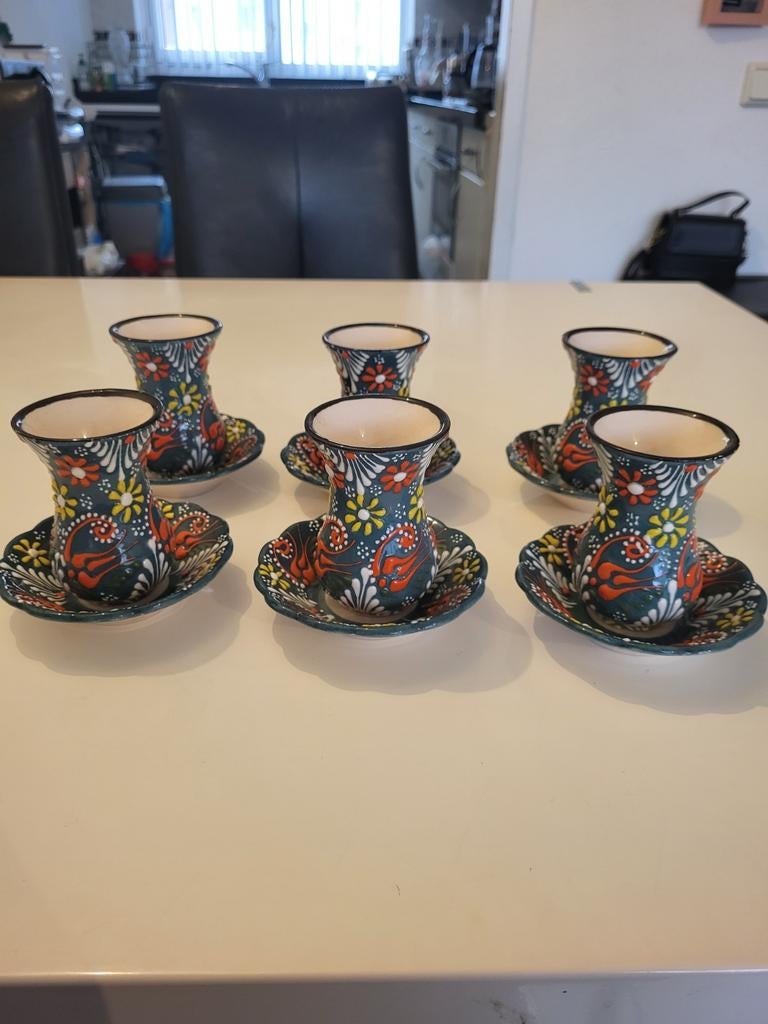 Turkse theekopjes met schotels, handgeschilderd, Ophalen of Verzenden
