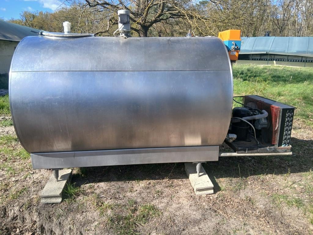 Melktank laval 2000 liter, Ophalen