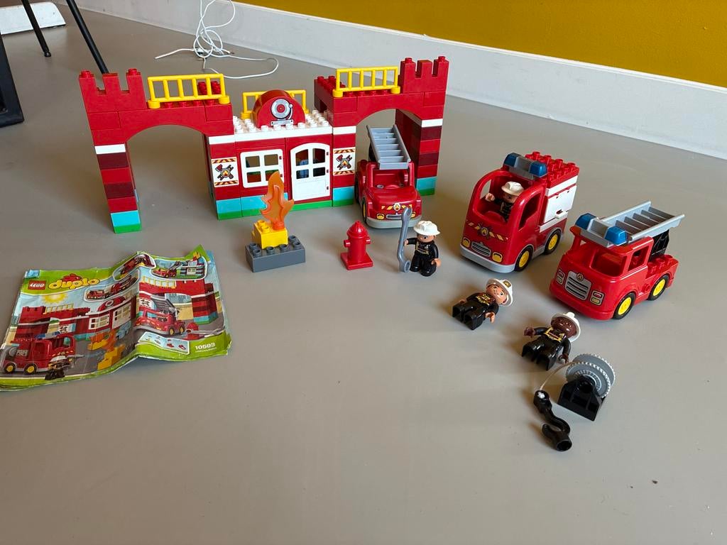 Duplo Brandweerkazerne Compleet met extra's, Kinderen en Baby's, Speelgoed | Duplo en Lego, Ophalen of Verzenden, Compleet, Duplo