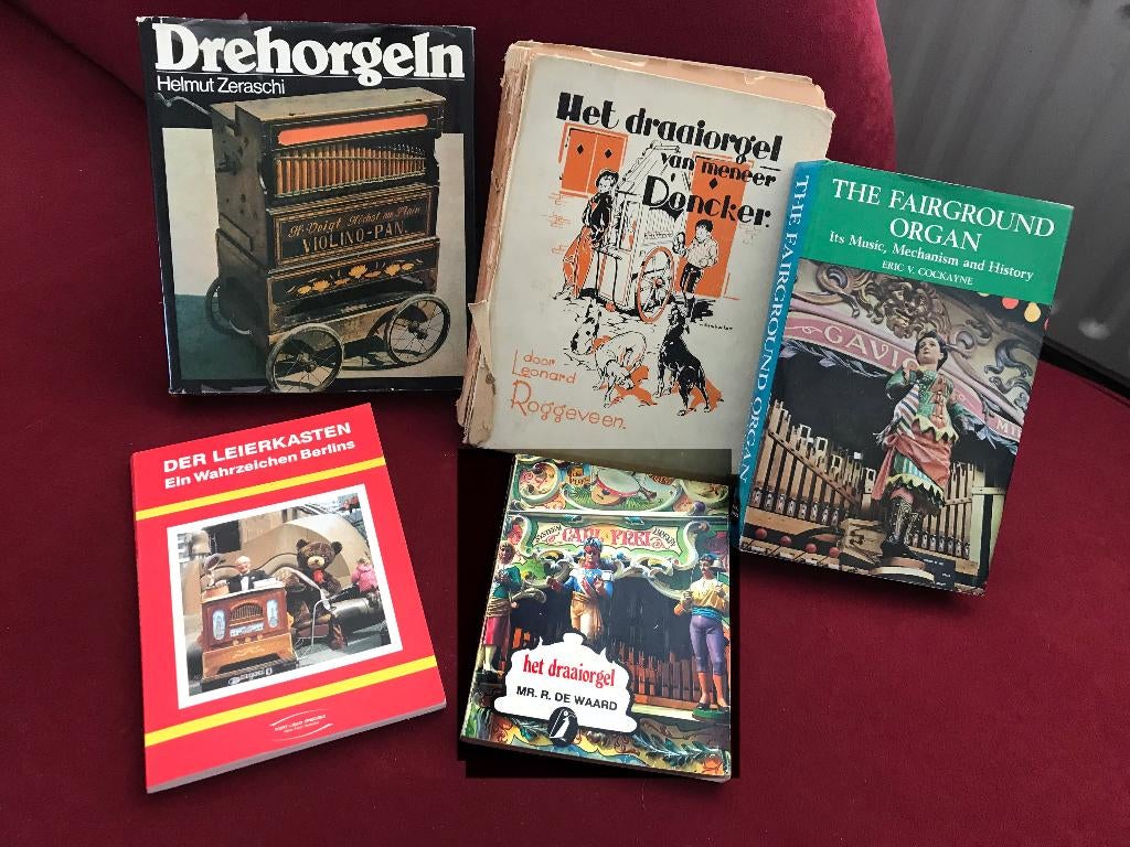 draaiorgel lectuur, Ophalen of Verzenden, Gelezen, Artiest
