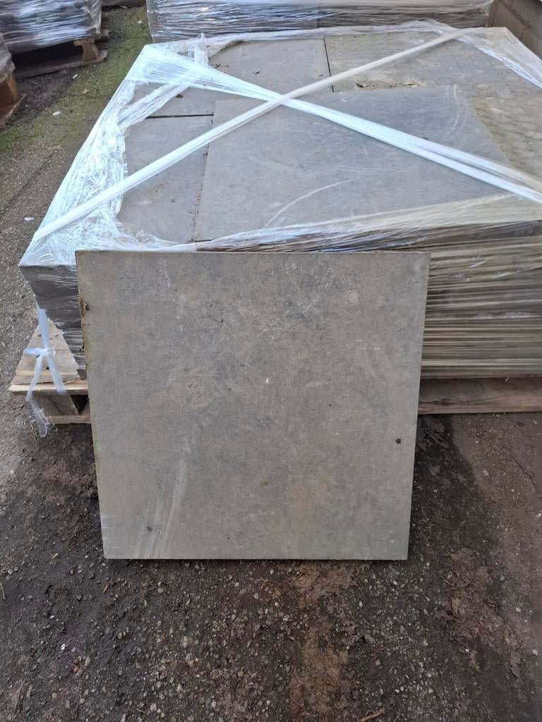 Natuursteen tegels 50/50, 34m2 op pallets., Ophalen, Gebruikt, 10 m² of meer, Terrastegels