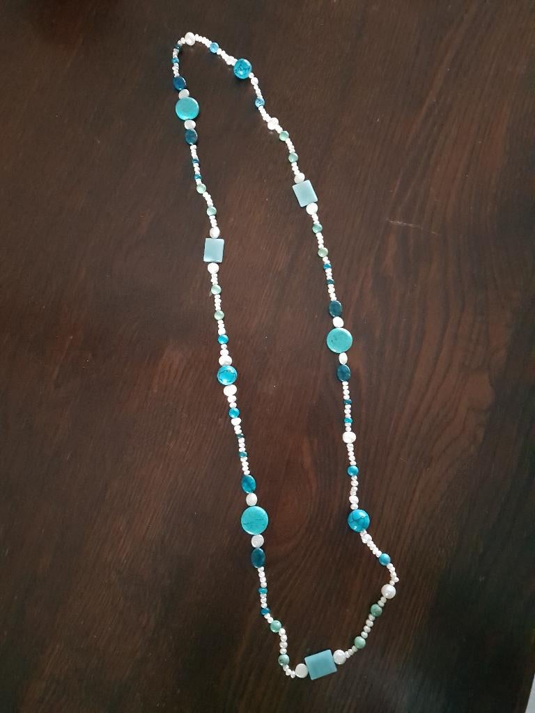 Lang parelcollier: echte parels, turkoois, apatiet, enz., Overige kleuren, Nieuw, Ophalen of Verzenden, Steen of Mineraal