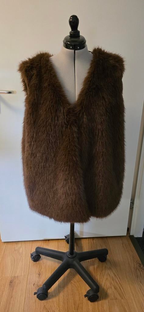 Bodywarmer mt 48/50, Kleding | Dames, Bodywarmers, H&M, Bruin, Maat 46/48 (XL) of groter, Nieuw