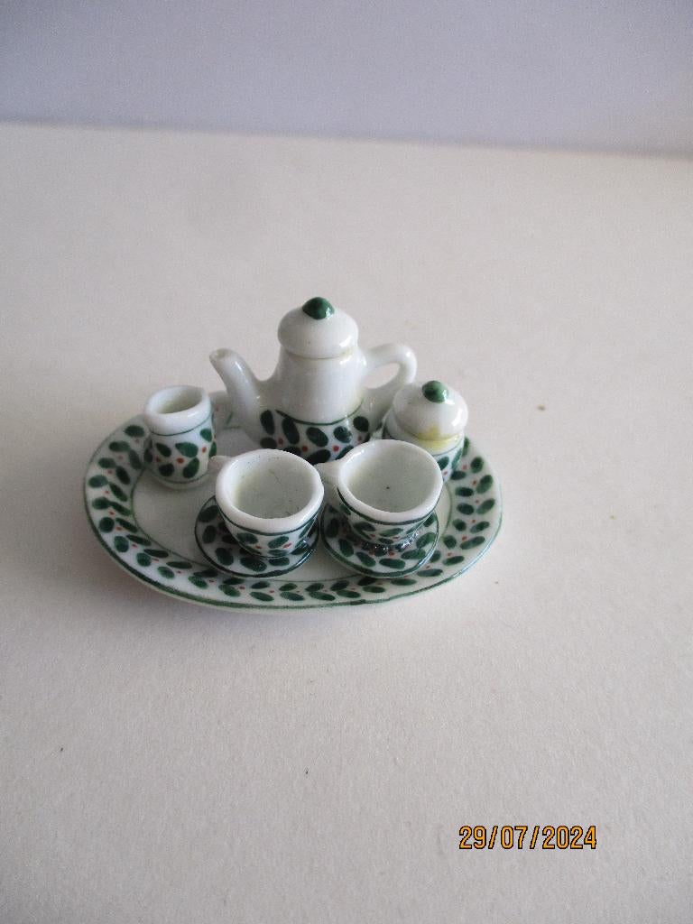 poppenhuis leuk klein serviesje, Ophalen of Verzenden, Zo goed als nieuw, Decoratie