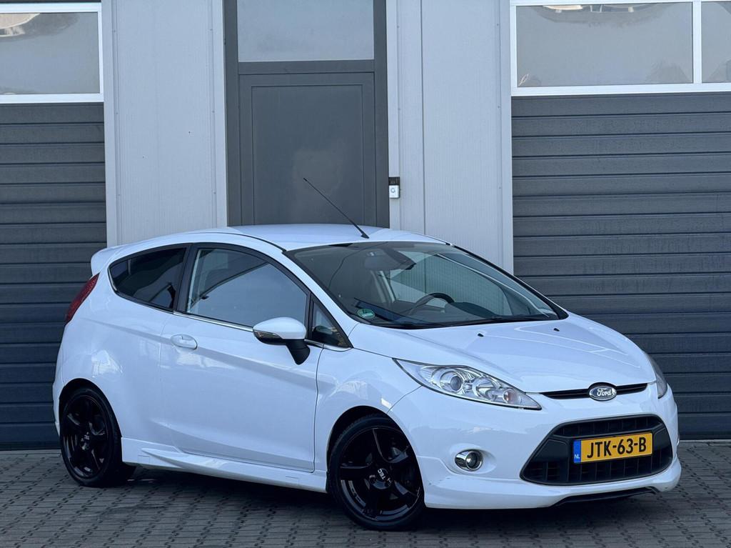 Ford Fiesta 1.6 Sport 120PK+ / ST Line, Auto's, Ford, 1596 cc, Stof, Gebruikt, Zwart
