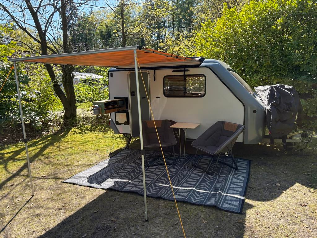 Unieke Eriba Eribelle (1987) - Modern en Compact, Tot en met 2, Particulier, Schokbreker, 500 - 750 kg