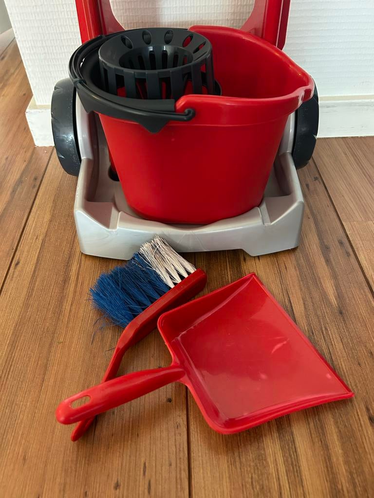 Speelgoed schoonmaakset met kar, bezem, dweil en emmer, Ophalen, Gebruikt, Jongen of Meisje