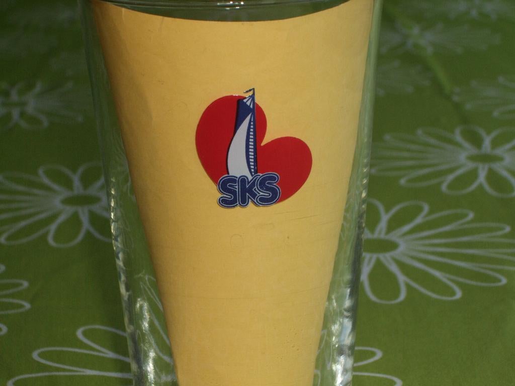 Grolsch SKS (Sintrale Kommisje Skûtsjesilen) glas Dubbeldruk, Ophalen of Verzenden, Zo goed als nieuw, Glas of Glazen, Grolsch