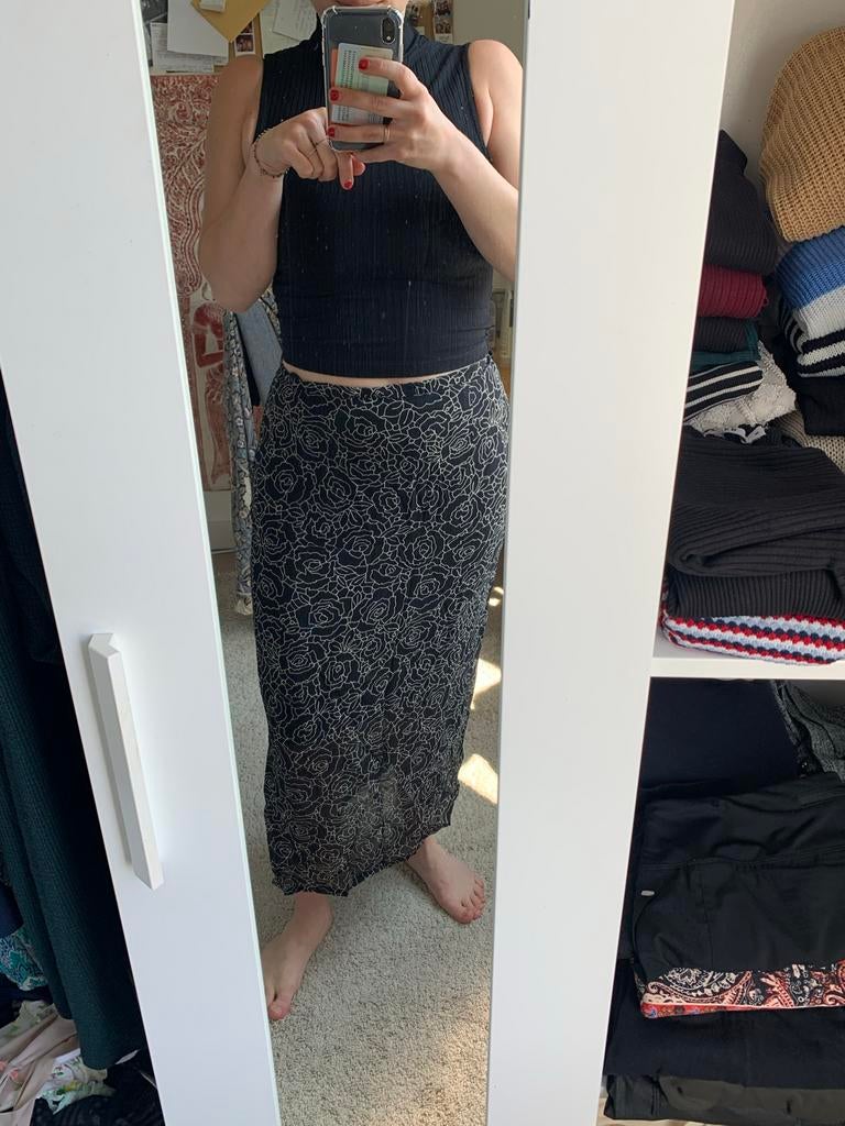 Evelin Brandt Zwarte Rok met Rozenprint - Maat 40, Maat 38/40 (M), Zwart, Ophalen of Verzenden, Zo goed als nieuw