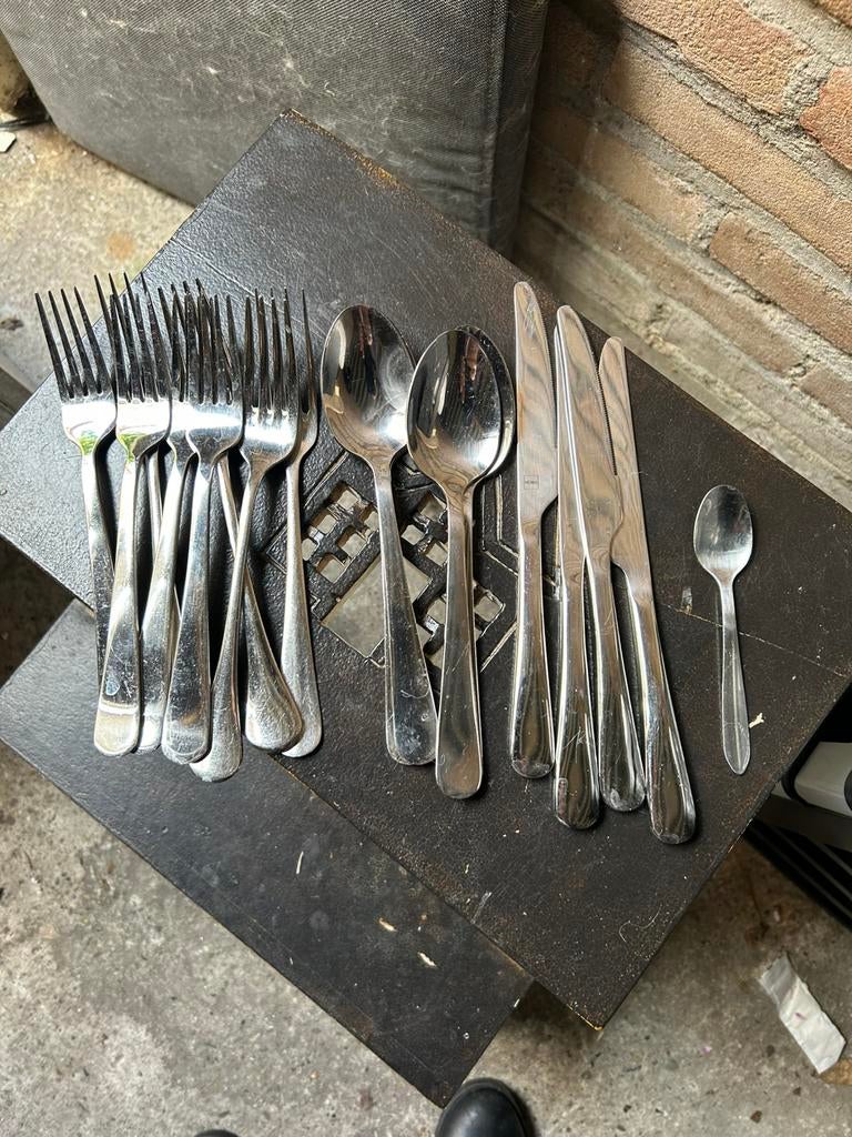 Hema bestek, Ophalen of Verzenden, Zo goed als nieuw, Rvs of Chroom