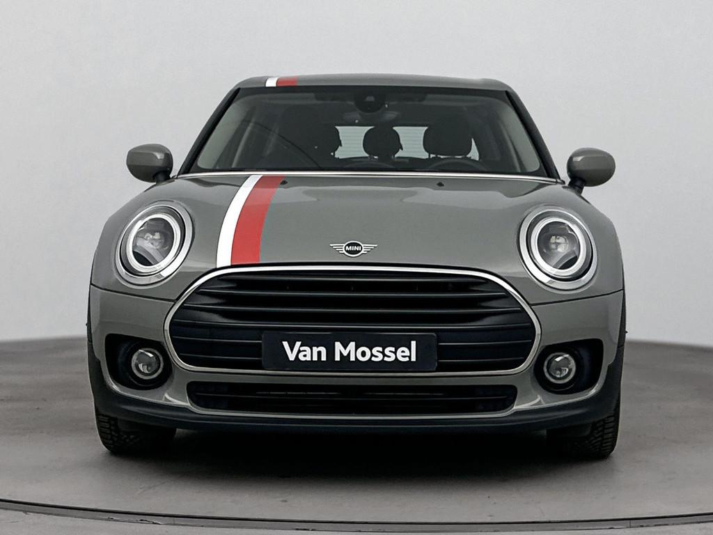 Mini Mini Clubman 1.5 Cooper Business Edition 136PK | Automa, Gebruikt, 19 km/l, Zilver of Grijs, 1300 kg