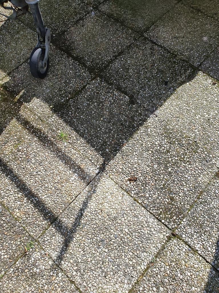 Gratis grindtegels 50x50 cm, ongeveer 60 stuks, Tuin en Terras, Tegels en Klinkers, Ophalen, Gebruikt, 10 m² of meer, Grind