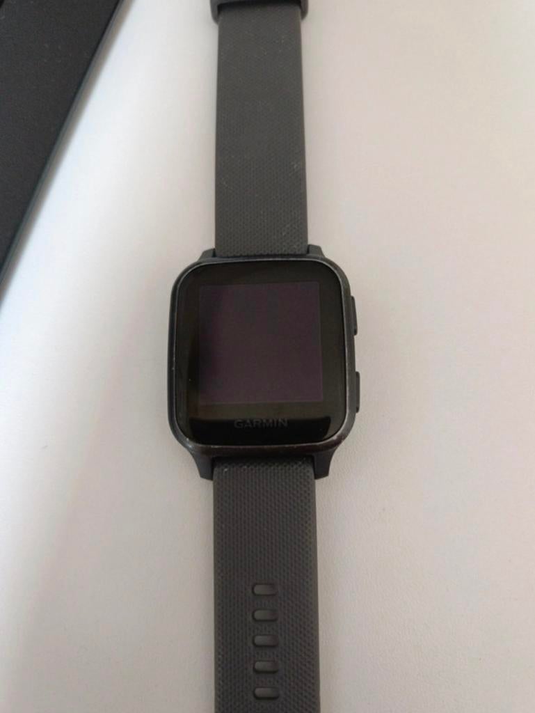 Garmin Sq smartwatch met oplader, Gebruikt, Zwart, Ophalen of Verzenden, Waterdicht