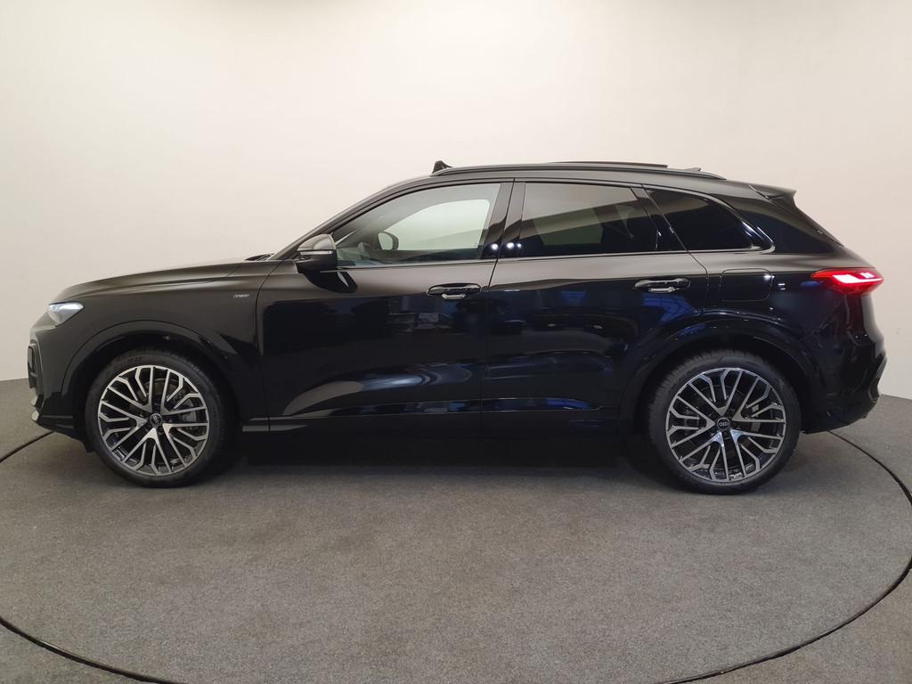 Audi Q5 2.0 TFSI e-hybrid quattro S-Line Luchtvering, Trekha, Automaat, 12 maanden, Zwart, 4 cilinders