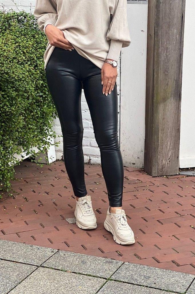 Norfy LeatherLook Legging Zwart maat 40 en 42 (329), Kleding | Dames, Leggings, Maillots en Panty's, Legging, Zwart, Nieuw, Ophalen of Verzenden
