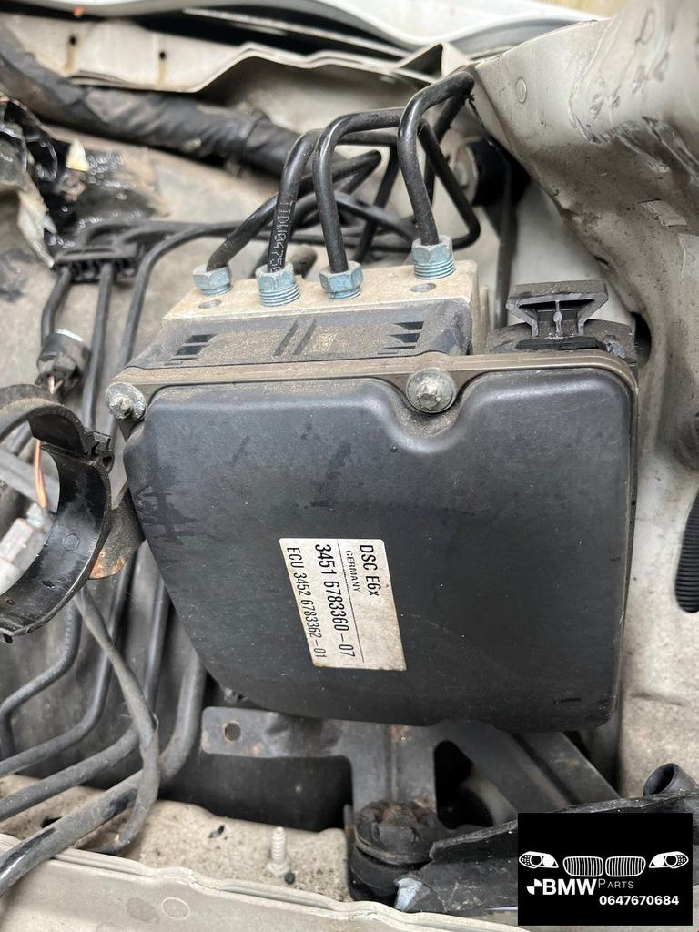 BMW 5 E60 E61 BMW 6 E63 E64 ABS DSC POMP 6783360, Gebruikt, -, -, Ophalen of Verzenden