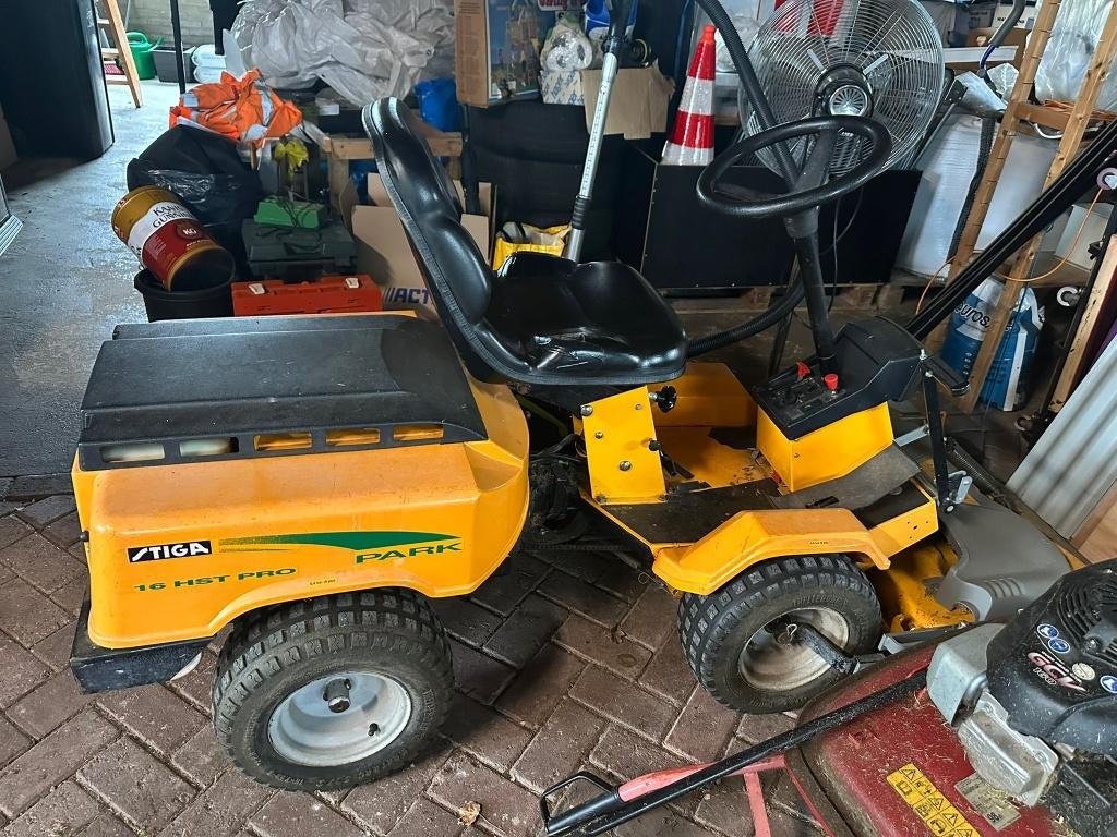 zitmaaier Stiga Park 16 HST, Ophalen, Gebruikt, Stiga, Mulchfunctie