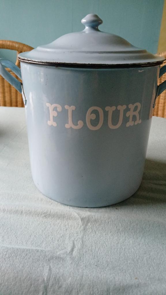 Vintage 1950, Ophalen of Verzenden, Zo goed als nieuw, Overige materialen, Pot, Bus of Blik