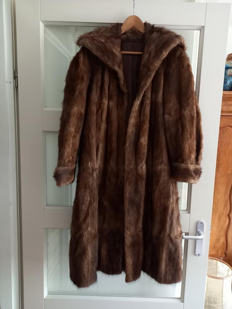 Vintage echte bontjas van nertsbont maat 38/40, Ophalen of Verzenden, Zo goed als nieuw, Maat 38/40 (M), Bruin