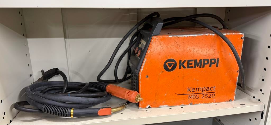 Kemppi Kempact MIG 2520 lasapparaat 250a, Doe-het-zelf en Verbouw, Gereedschap | Lasapparaten, Ophalen, Zo goed als nieuw, 250 ampère of meer