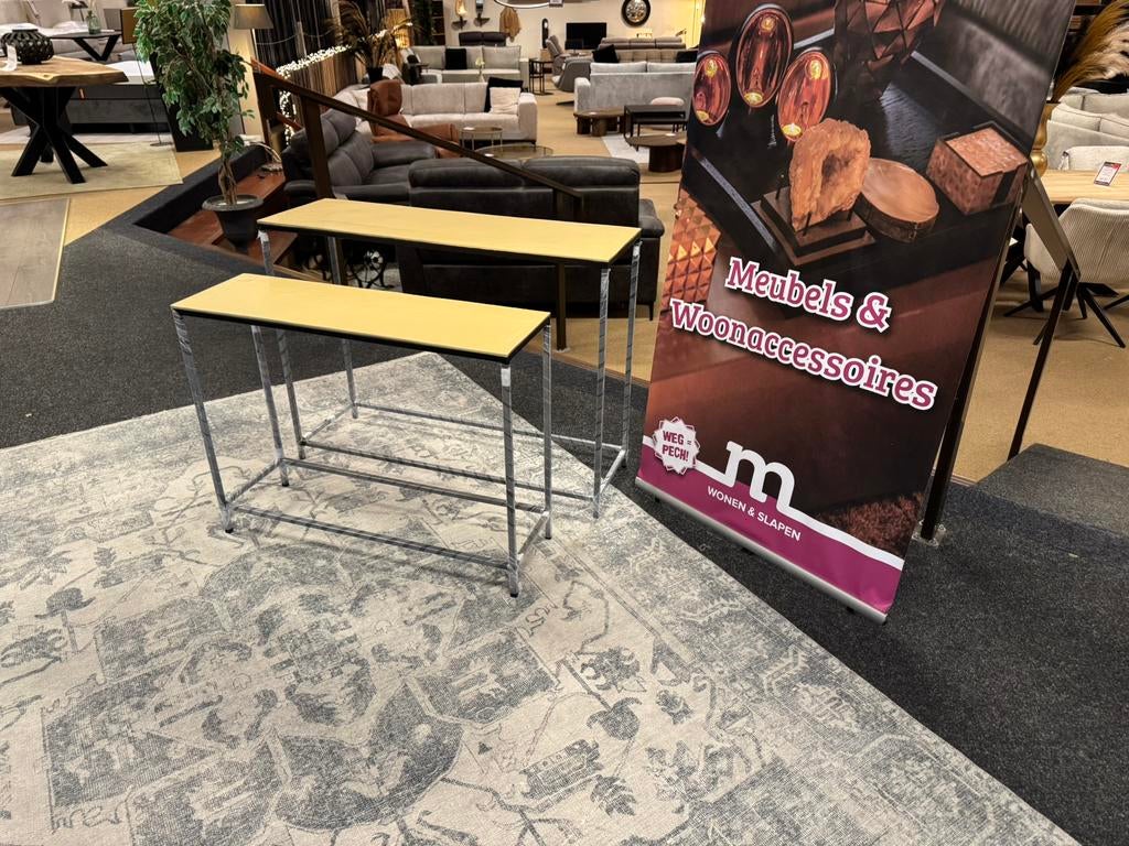Sidetable 2-delig €189,- metaal Light Mustard /Zwart, Huis en Inrichting, Tafels | Sidetables, Ophalen, 100 tot 150 cm, Nieuw