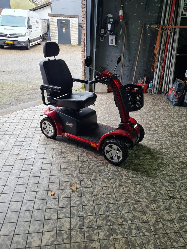 Cyclone 22, Ophalen of Verzenden, Zo goed als nieuw, Shoprider, 16 km/u of meer