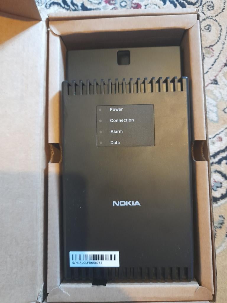 Nokia Glasvezel Modem met Adapter - 4 stuks, Computers en Software, Routers en Modems, Ophalen of Verzenden, Gebruikt, Router met modem