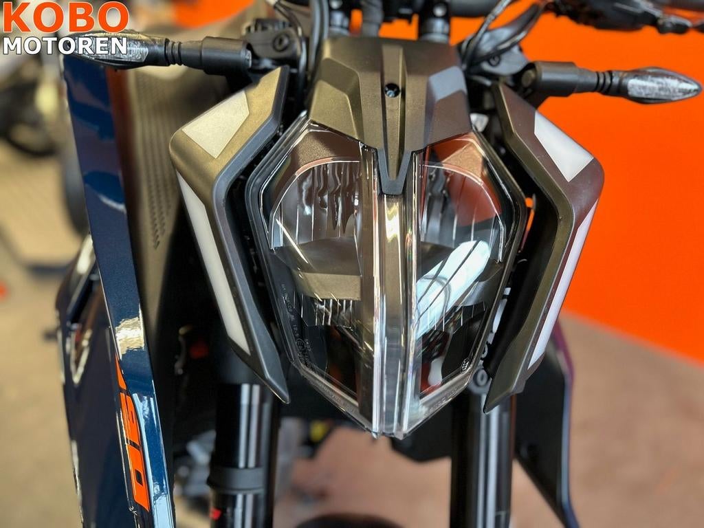 KTM 390 DUKE ABS (bj 2024) - foto 3