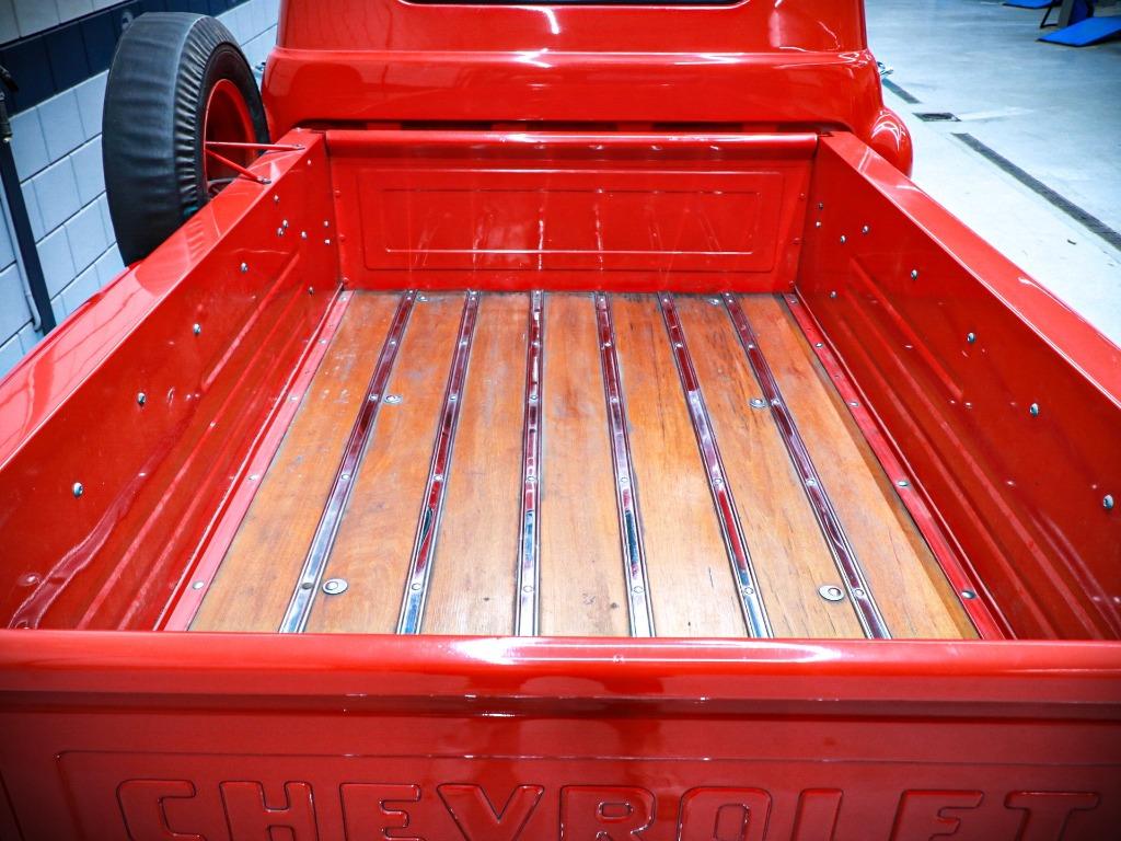 Chevrolet Apache 31 Stepside 1958 nu € 32950 was € 39950, Automaat, Achterwielaandrijving, Zwart, Chevrolet