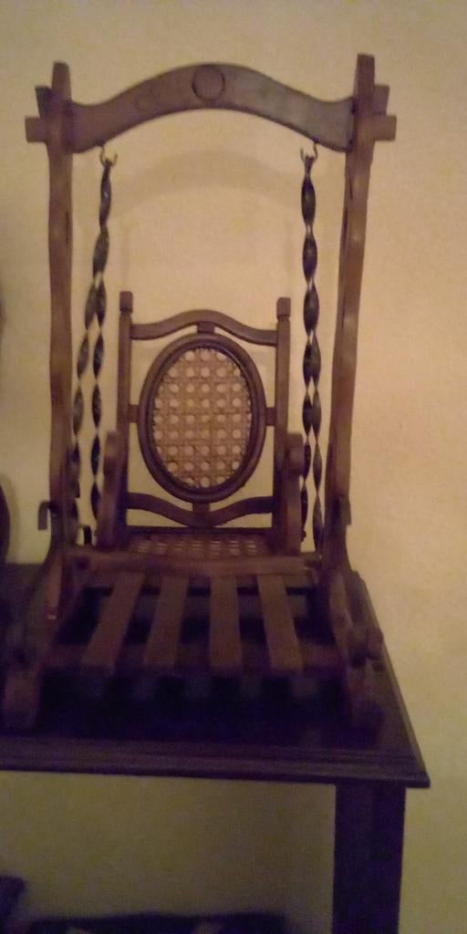 Antieke poppen schommelstoel, Antiek en Kunst, Ophalen