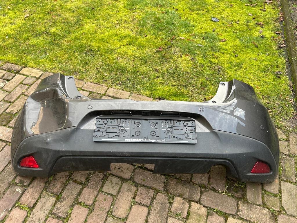Mazda 2 - 4 sensoren in schade achterbumper, Auto-onderdelen, Carrosserie en Plaatwerk, Ophalen, Gebruikt, Mazda, Achter