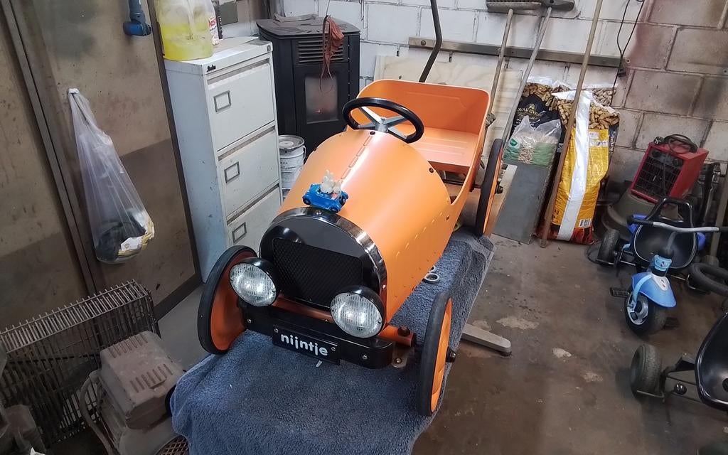 Nijntje trapauto, Ophalen