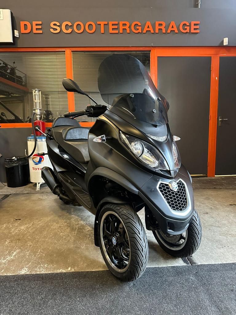Piaggio Mp3 500 sport Akrapovic 2014, Scooter, Piaggio, Piaggio, 493 cc