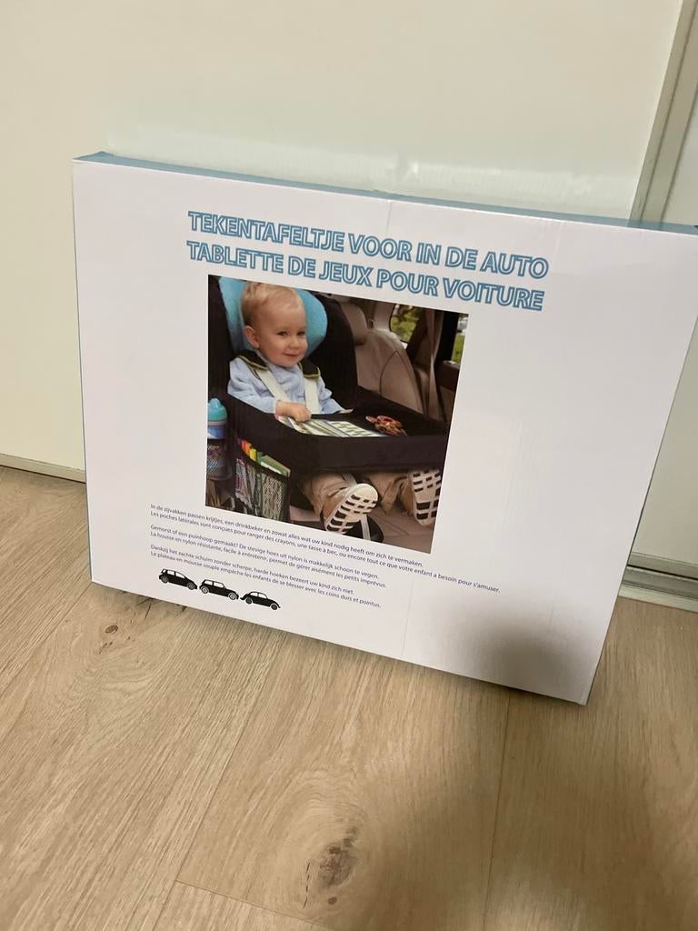 Tekentafeltje voor in de auto, Ophalen, Nieuw