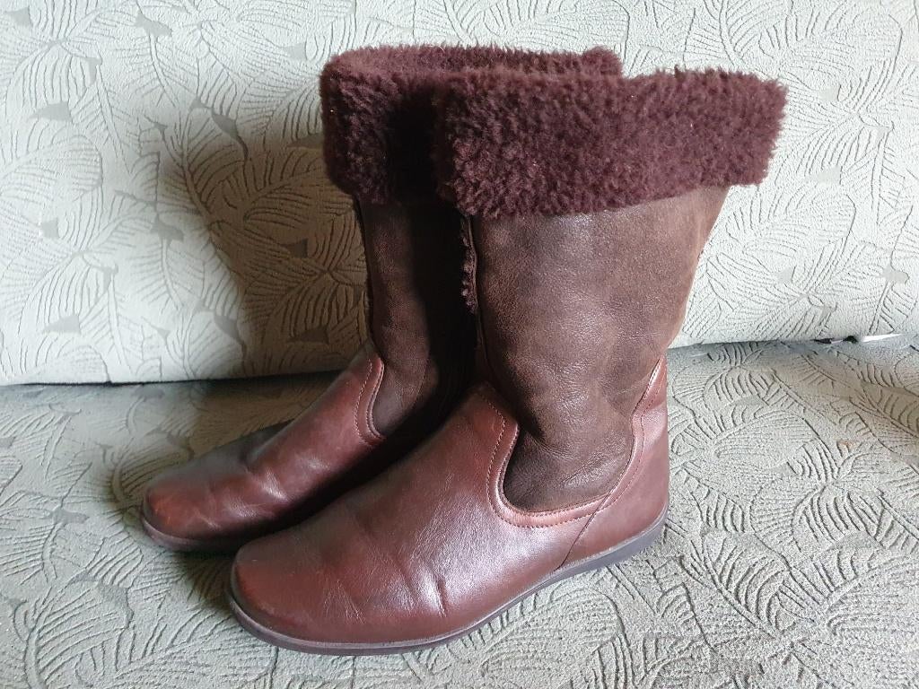 Vivo Luftpolster dames laarzen schapen vacht maat 8 / 41,5, Kleding | Dames, Schoenen, Hoge laarzen, Bruin, Vivo, Ophalen of Verzenden