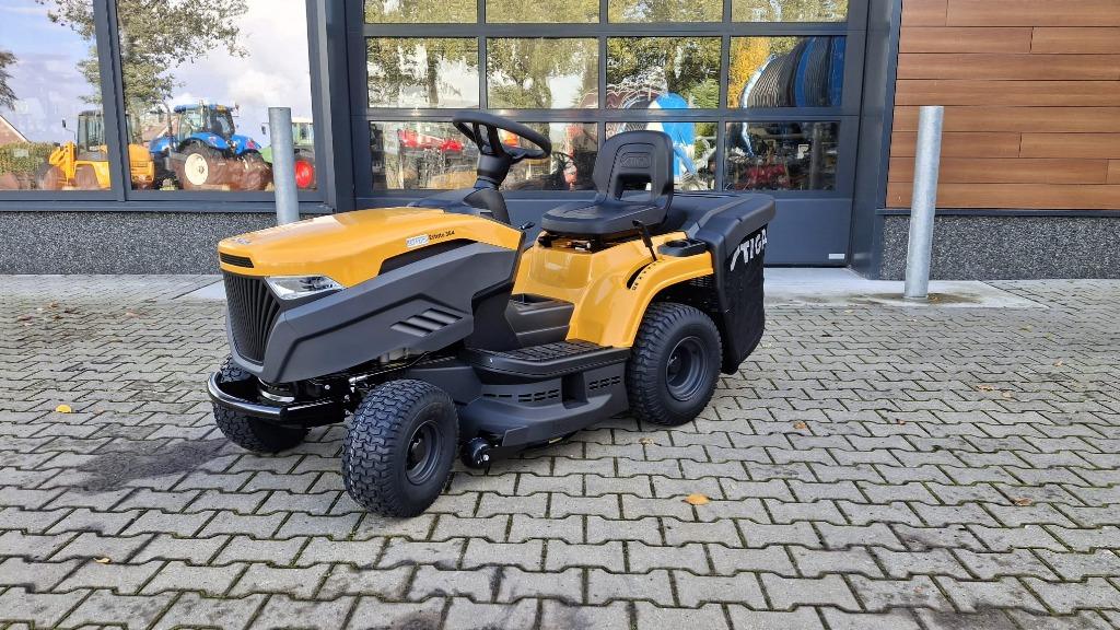 Stiga Estate 384 SE zitmaaier, Ophalen, Stiga, Nieuw, Opvangbak