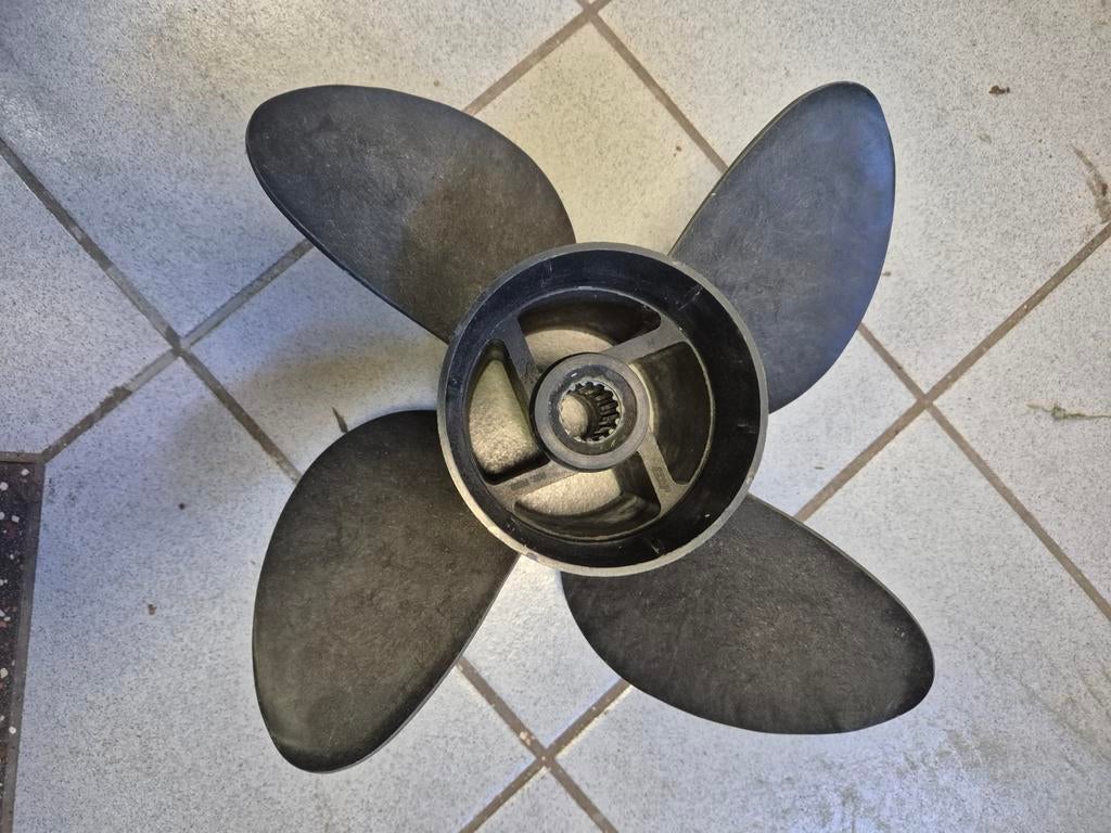 Motorboot Propeller 4x13.7x18 - M4558B, Ophalen of Verzenden, Gebruikt, Motor en Techniek, Motorboot