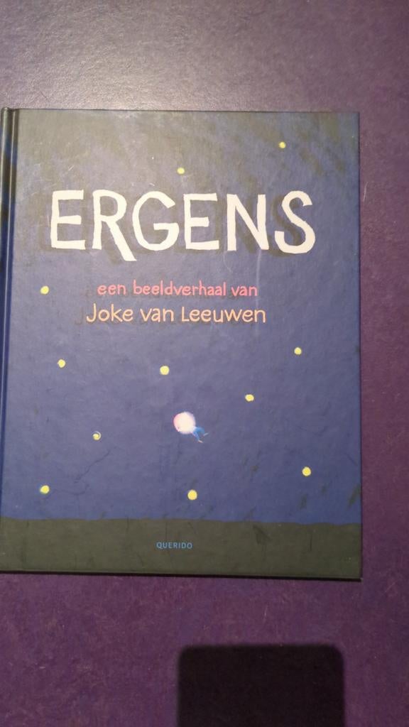 Ergens - Joke van Leeuwen, Boeken, Ophalen of Verzenden, Zo goed als nieuw, Joke van Leeuwen, Fictie algemeen