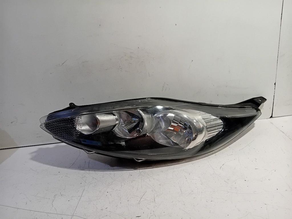 Koplamp links Ford Fiesta, Onderdelen@venauto.nl, Van der Ven Autorecycling B.V., Gebruikt, Ettenseweg 76, 4706 PB Roosendaal, The Netherlands