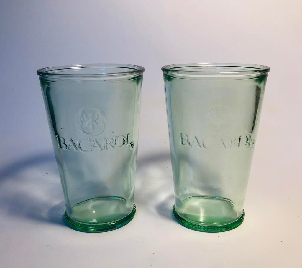 Twee Bacardi glazen, Ophalen of Verzenden, Zo goed als nieuw, Overige typen